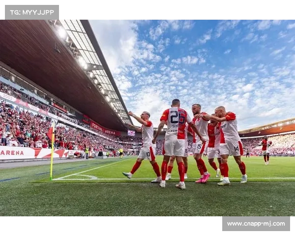 阿森纳防守体系成熟，8场零封追平百年纪录